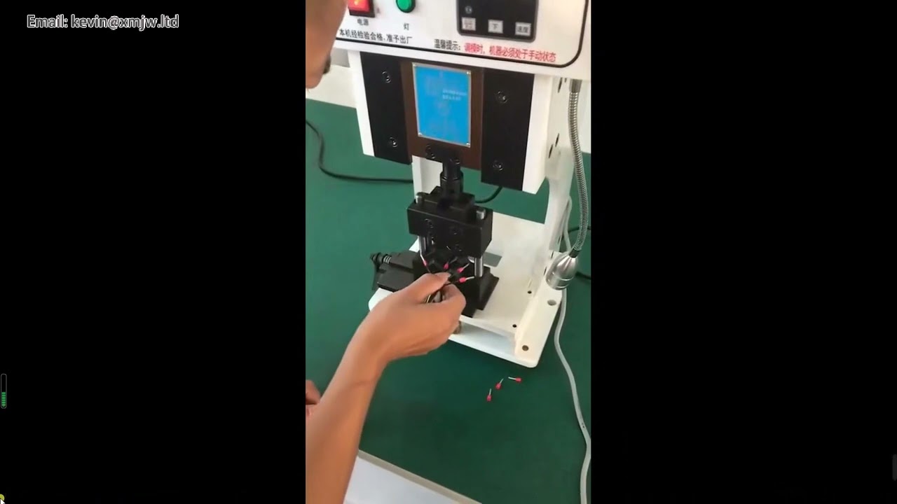 Cetakan Vertikal Horizontal Butir Tunggal & Bilah DIY untuk Mesin Crimping Terminal 1.5T Kecepatan Tinggi - Tingkatkan Produktivitas