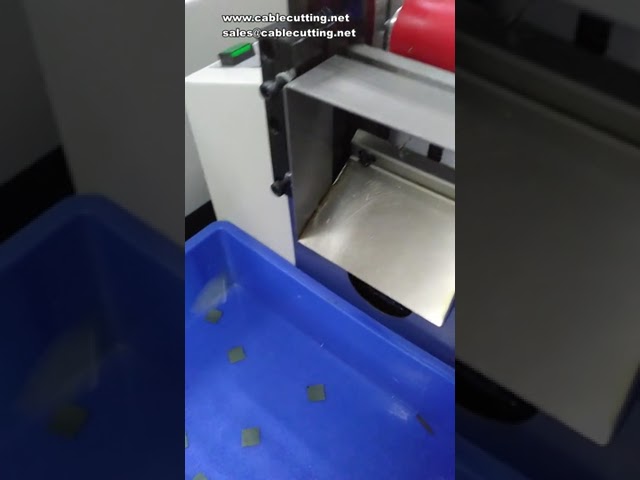 Mesin Pemotong Otomatis Pita Perekat, Kain, dan Nilon Imitasi – Solusi Pemotongan Material Industri