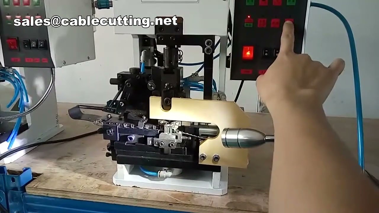 Mesin Stripping, Crimping, dan Sealing Kawat Otomatis – Solusi Produksi Efisien