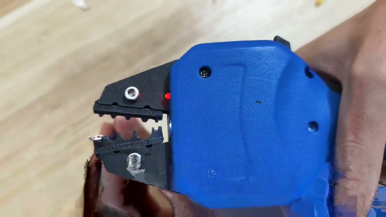 Mesin Crimping Terminal Listrik Mini: Praktis, Portabel, dan Efisien
