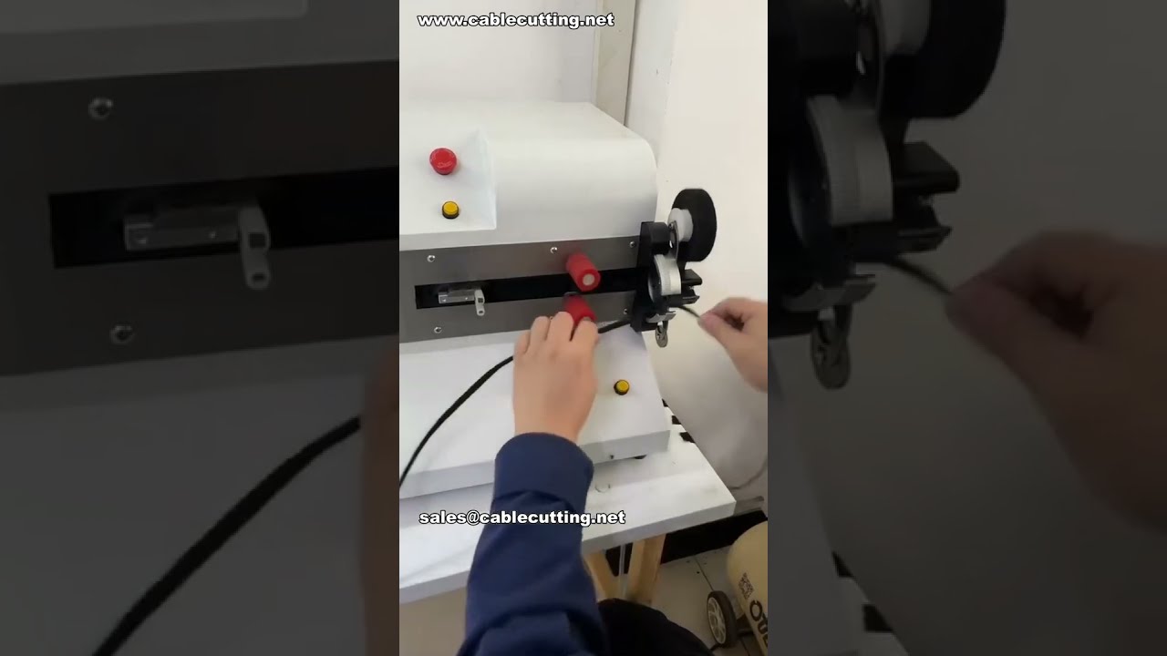Mesin Pembungkus Pita Fleece Kecepatan Tinggi untuk Kabel 5m dengan Sistem Umpan Traksi # Pabrikan Pro
