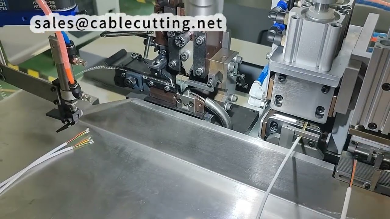 Mesin Stripping dan Crimping Kabel Multi-Core Otomatis: Align, Potong, Strip, Crimp