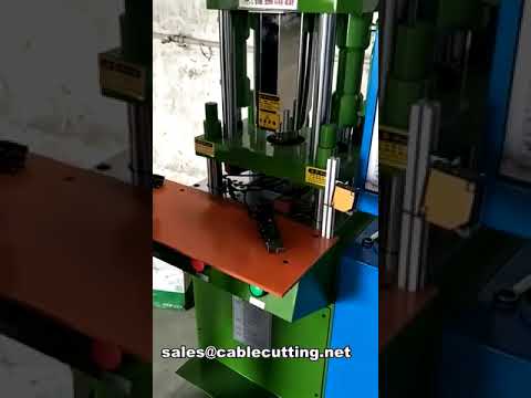 Mesin Injection Molding Plastik Patch Cord – Presisi Tinggi untuk Produksi Kabel Otomatis