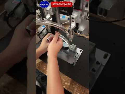 Mesin Lock Screw Otomatis dengan Feeder Sekrup – Efisiensi Perakitan Industri