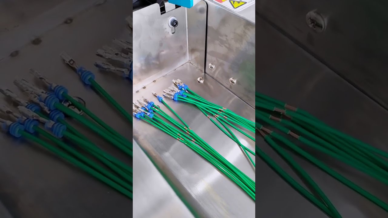 Proses Kabel Harness dengan Mid Strip & Pemasangan Rain Plug untuk Kabel Paralel EV | Mesin Otomatis