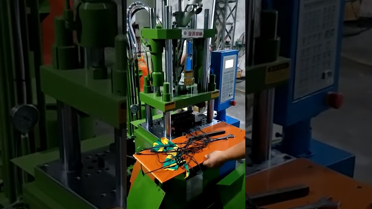 Mesin Cetak Injeksi Kabel Telepon – Otomatis & Presisi