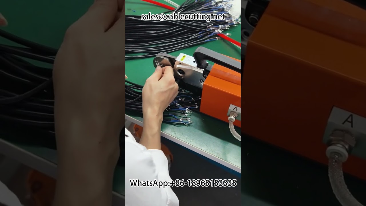 Mesin Crimping Terminal Tabung Persegi 0.25-10mm² – Hasil Quadrilateral Presisi