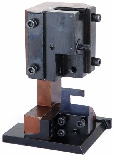 Cetakan Krimping Terminal Radial Presisi